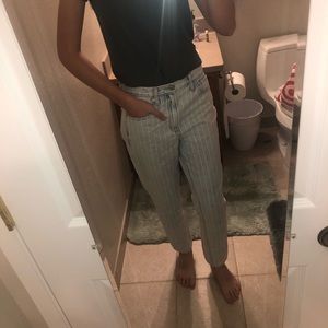 American Eagle Light Striped Mom Jeans